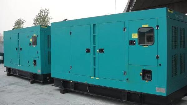 吉阳镇康明斯400kw大型柴油二手发电机组